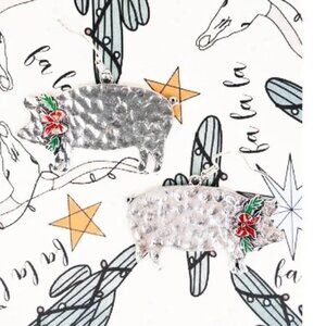 NWT GOUTIQUE HOLIDAY HOG/PIG CHRISTMAS EARRINGS